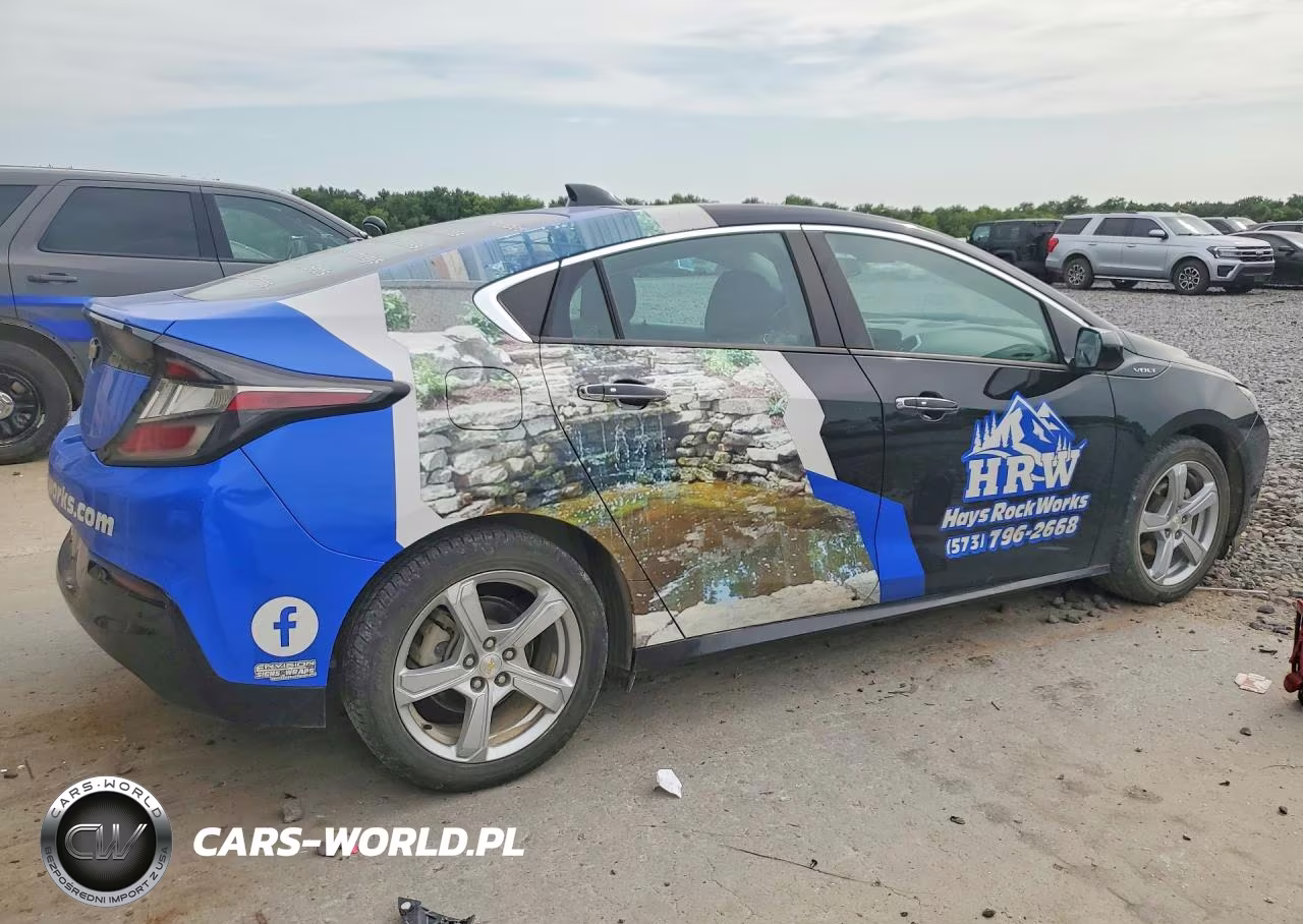 2018 Chevrolet Volt Lt VIN:1G1RC6S55JU147766 - 3