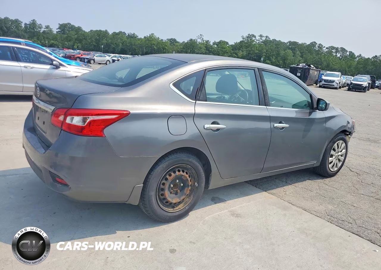 2018 Nissan Sentra S VIN:3N1AB7AP0JY343274 - 3