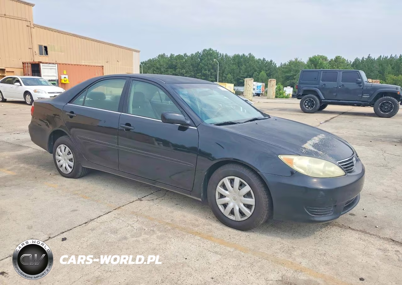 2005 Toyota Camry Le VIN:4T1BE32K85U427822 - 4