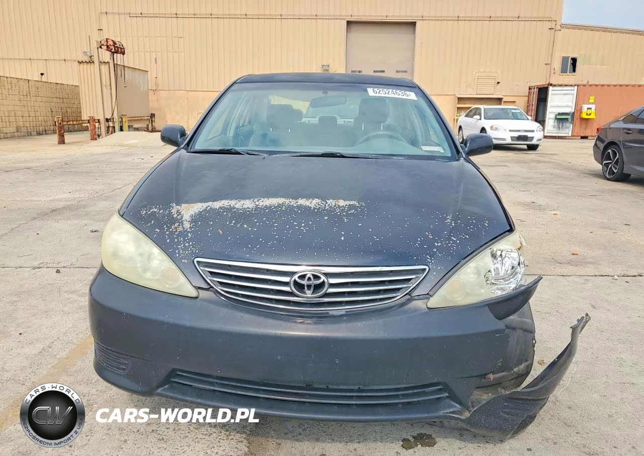 2005 Toyota Camry Le VIN:4T1BE32K85U427822 - 5