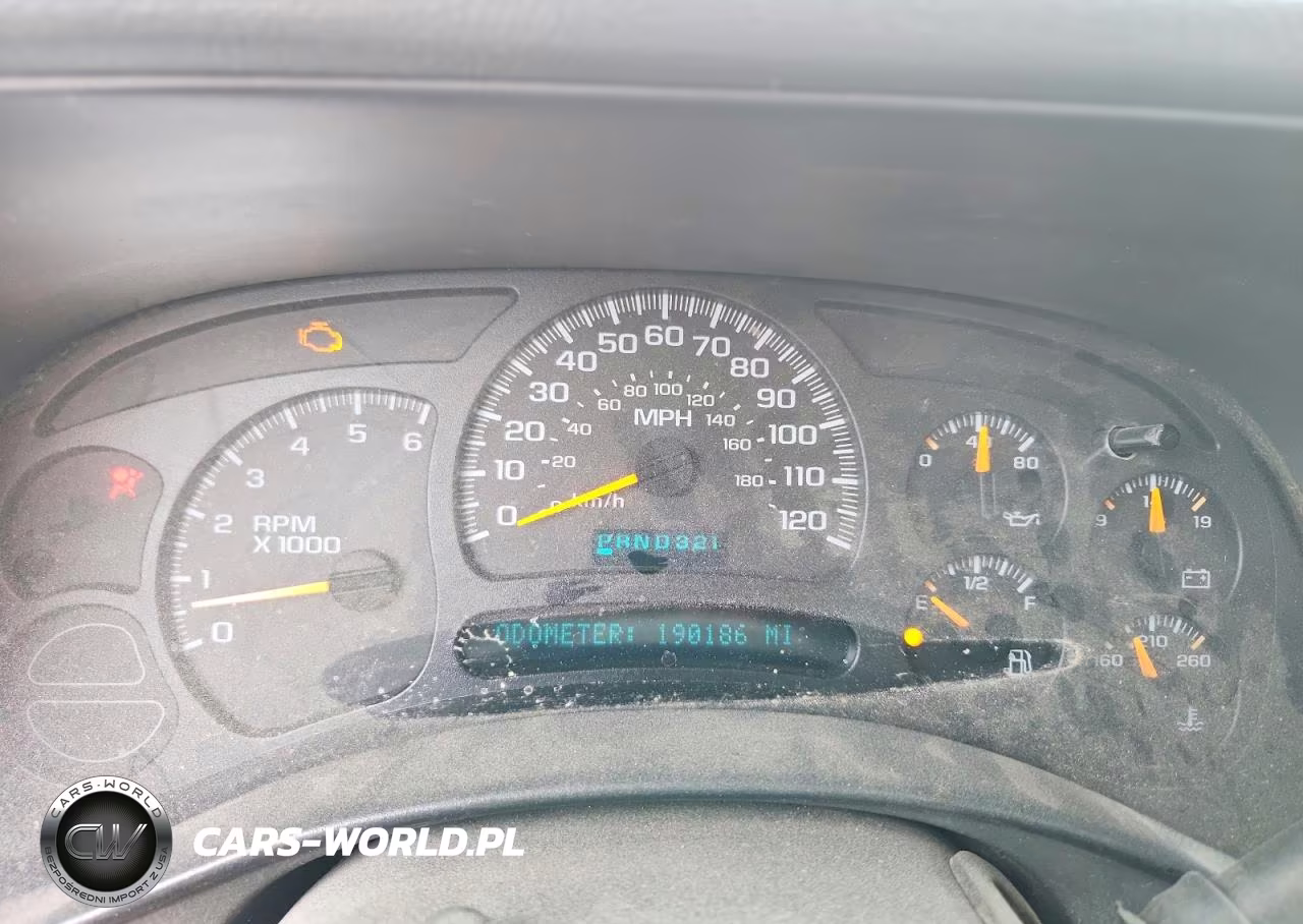 2005 Chevrolet Silverado C1500 VIN:2GCEC13T751107406 - 9