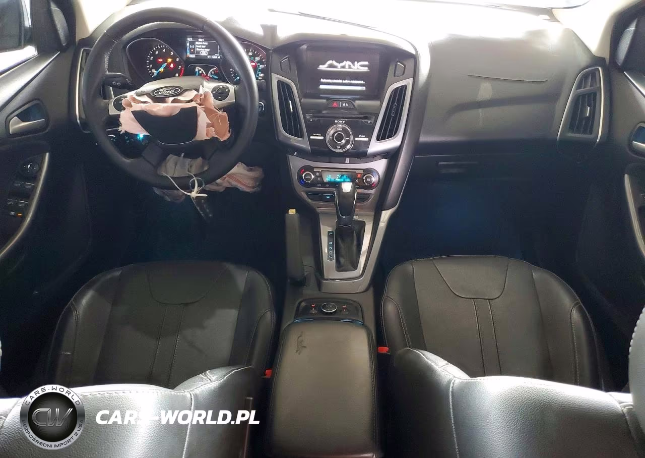 2014 Ford Focus Titanium VIN:1FADP3J2XEL199021 - 8