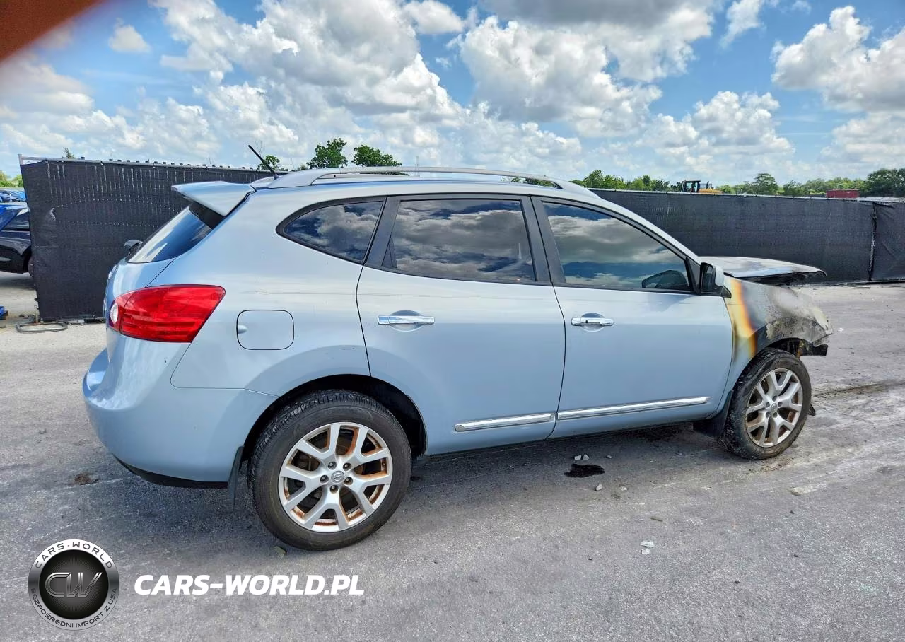 2013 Nissan Rogue S VIN:JN8AS5MT7DW020379 - 3