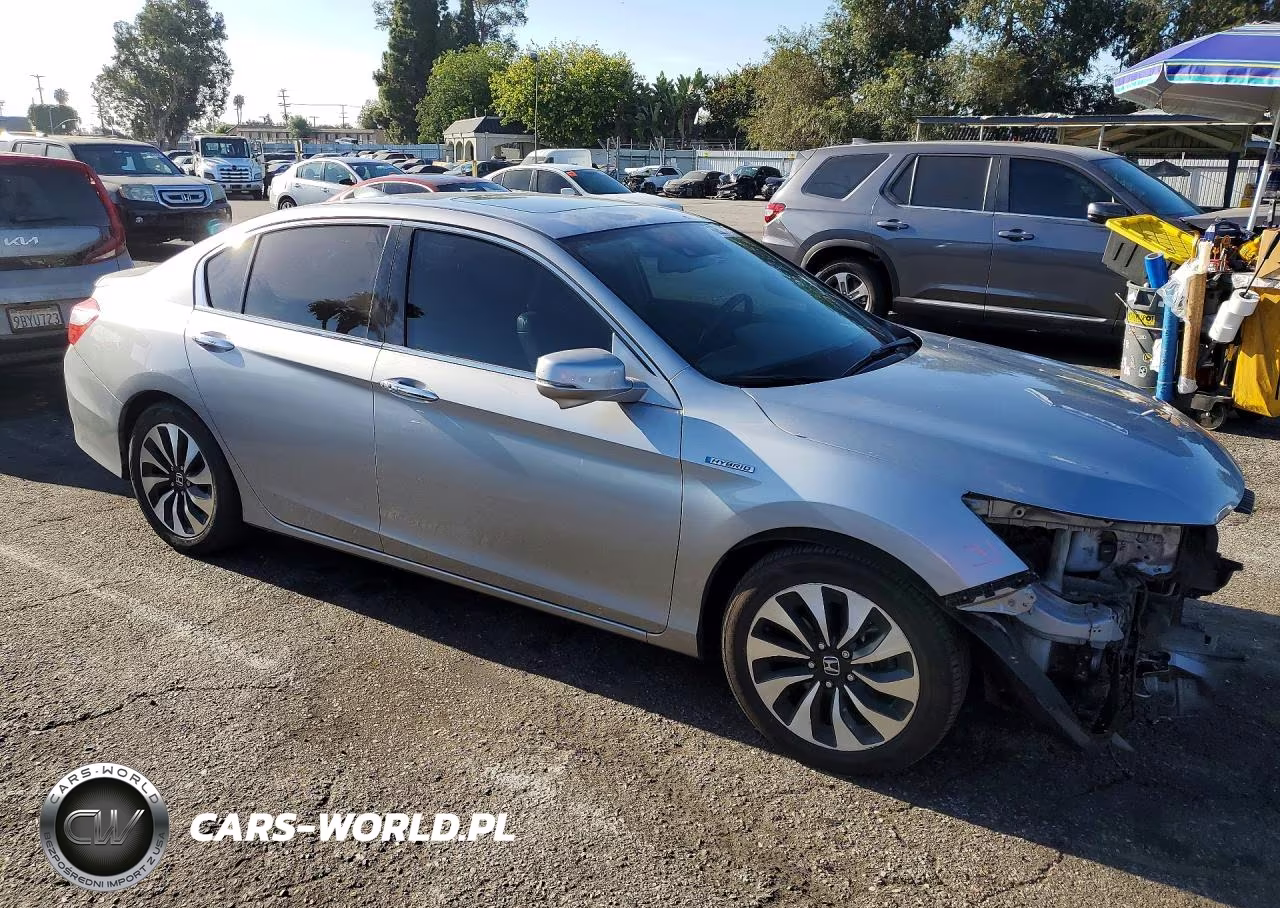 2017 Honda Accord Hybrid Exl VIN:JHMCR6F5XHC002212 - 4