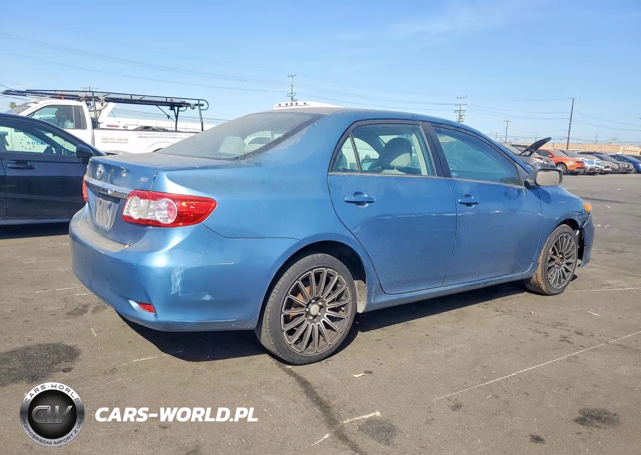 2012 Toyota Corolla Le VIN:5YFBU4EE8CP068260 - 3