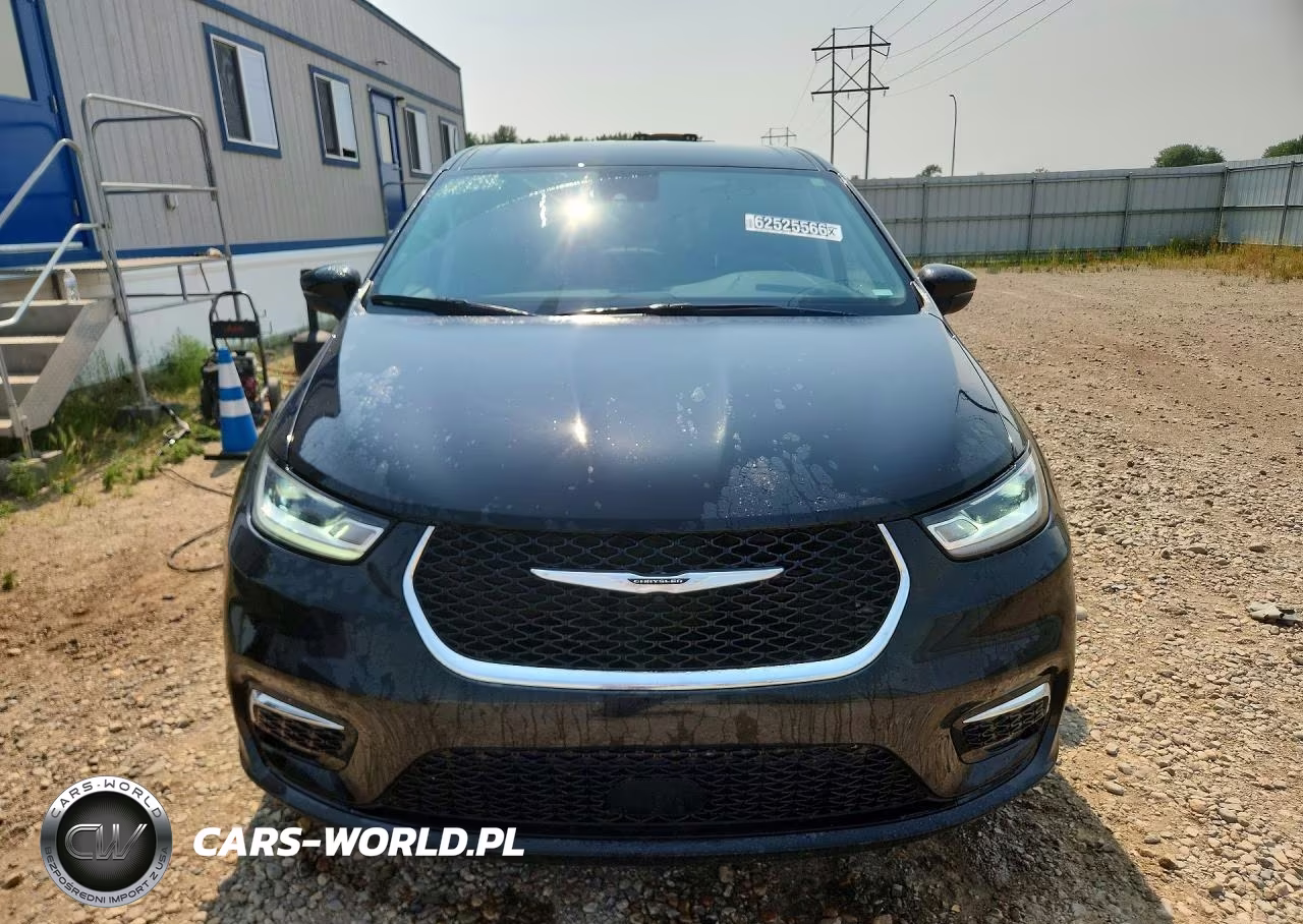 2023 Chrysler Pacifica Touring L VIN:2C4RC1BG9PR627438 - 5