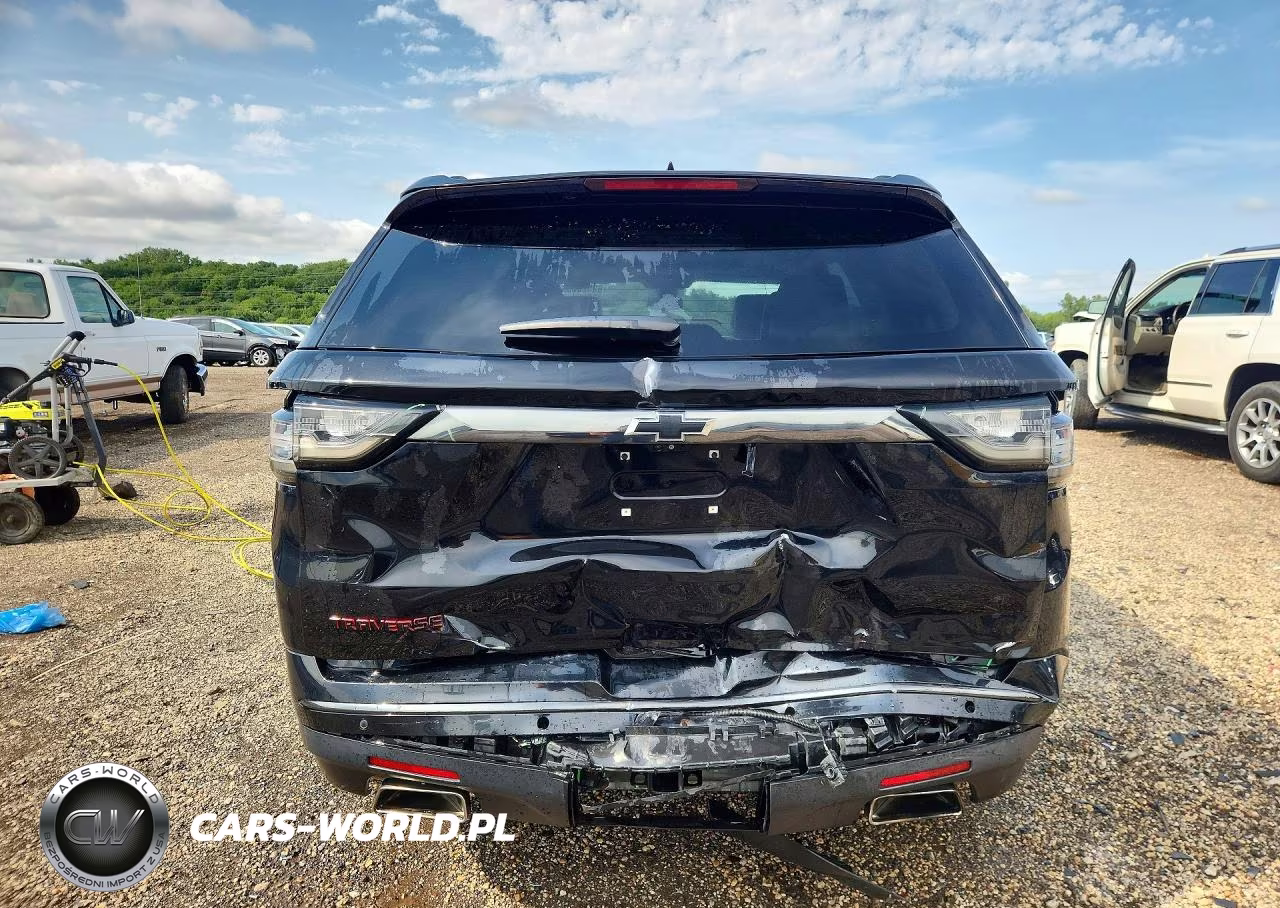 2018 Chevrolet Traverse Premier VIN:1GNERKKW5JJ167160 - 6