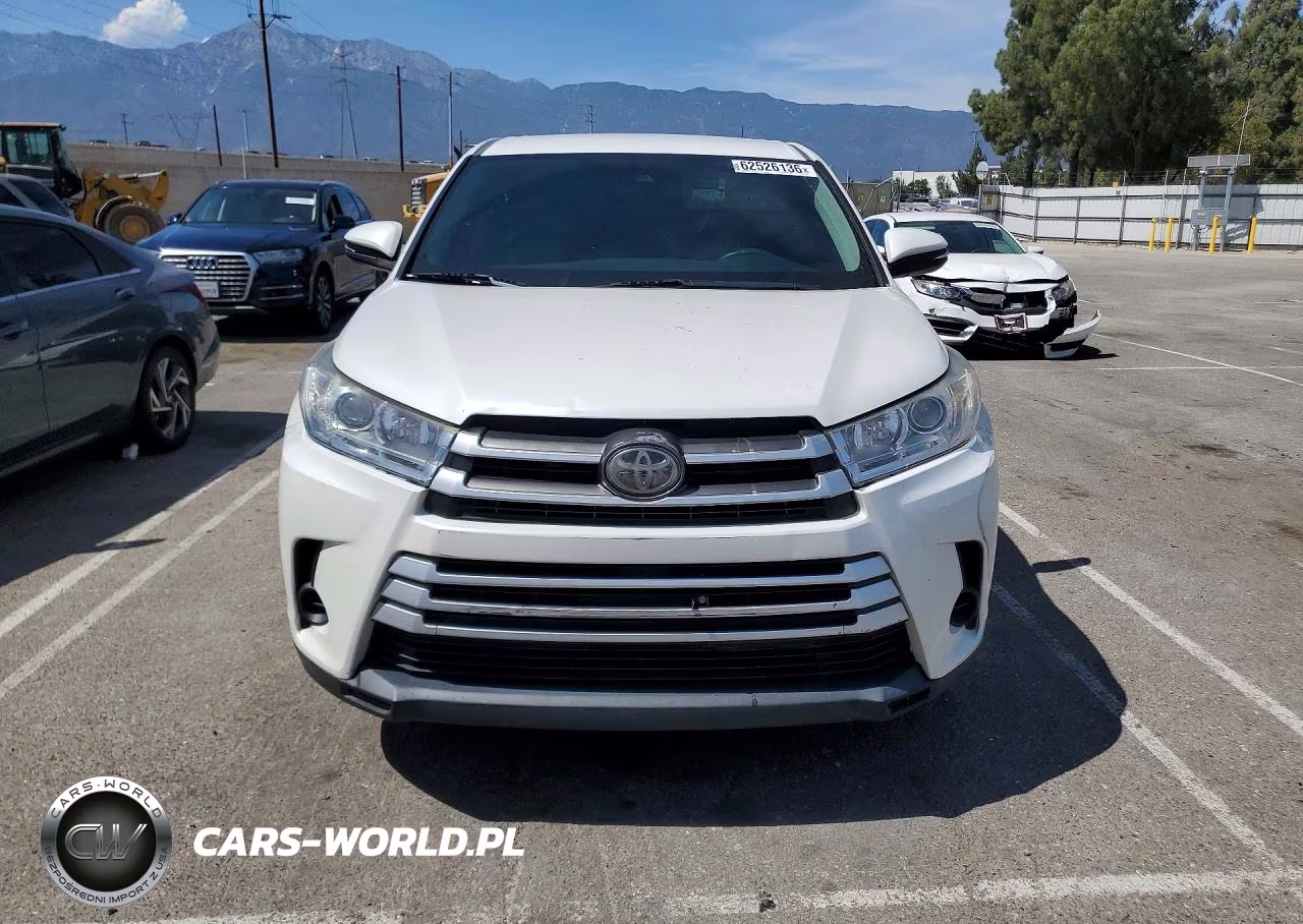 2017 Toyota Highlander Le VIN:5TDZARFH8HS030121 - 5