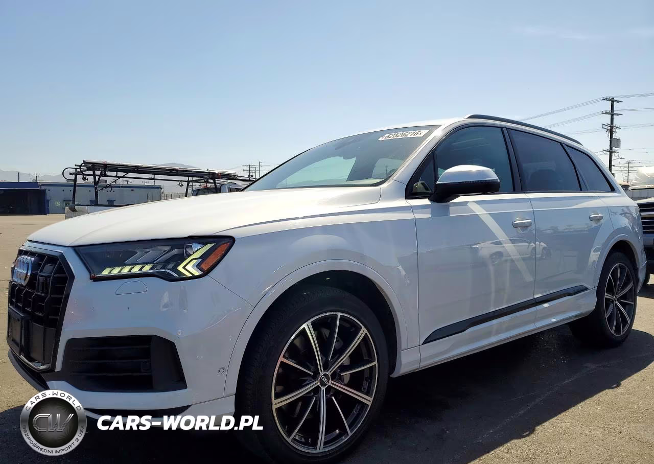 2020 Audi Q7 Premium Plus