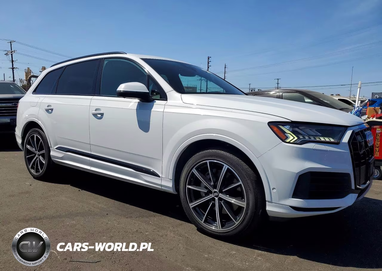 2020 Audi Q7 Premium Plus VIN:WA1LXAF70LD011817 - 4