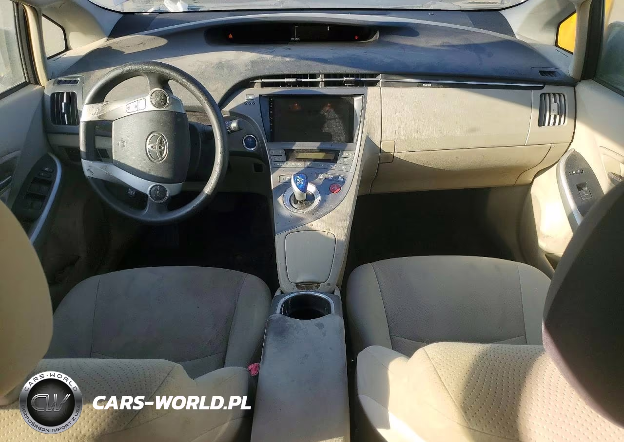 2013 Toyota Prius Two VIN:JTDKN3DU0D1718236 - 8