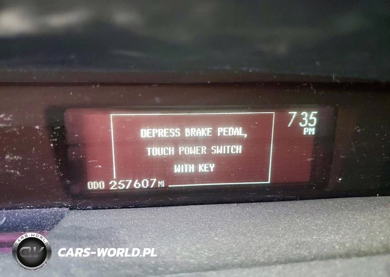 2013 Toyota Prius Two VIN:JTDKN3DU0D1718236 - 9