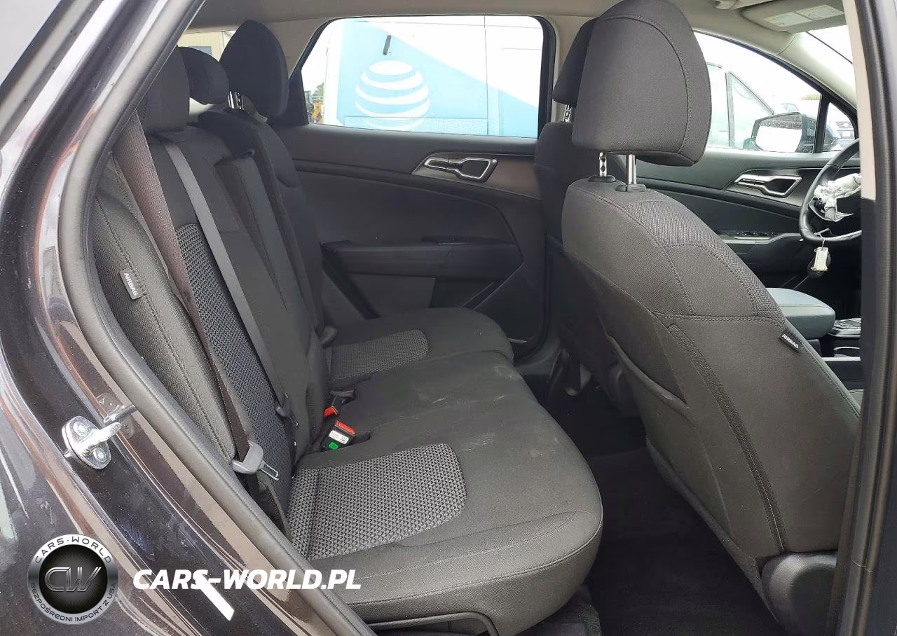 2026 Kia Sportage Lx VIN:5XYK23DF5TG399652 - 10