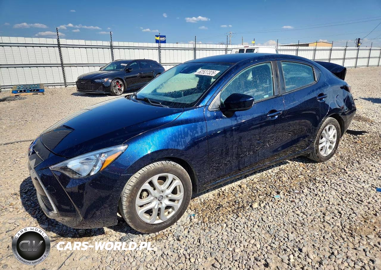 2017 Toyota Yaris Ia Base – zdjęcie 1 z 12