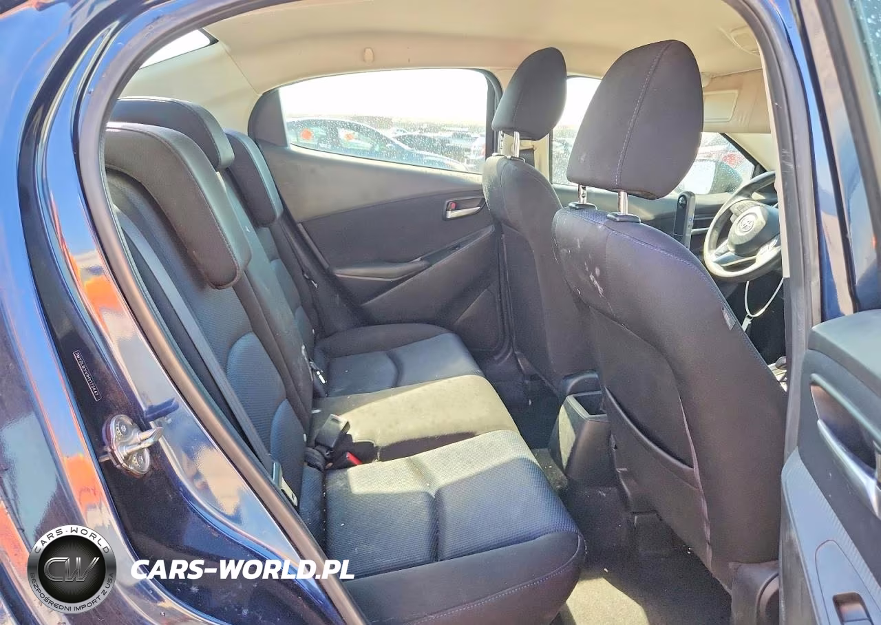 2017 Toyota Yaris Ia Base VIN:3MYDLBYV1HY172447 - 10