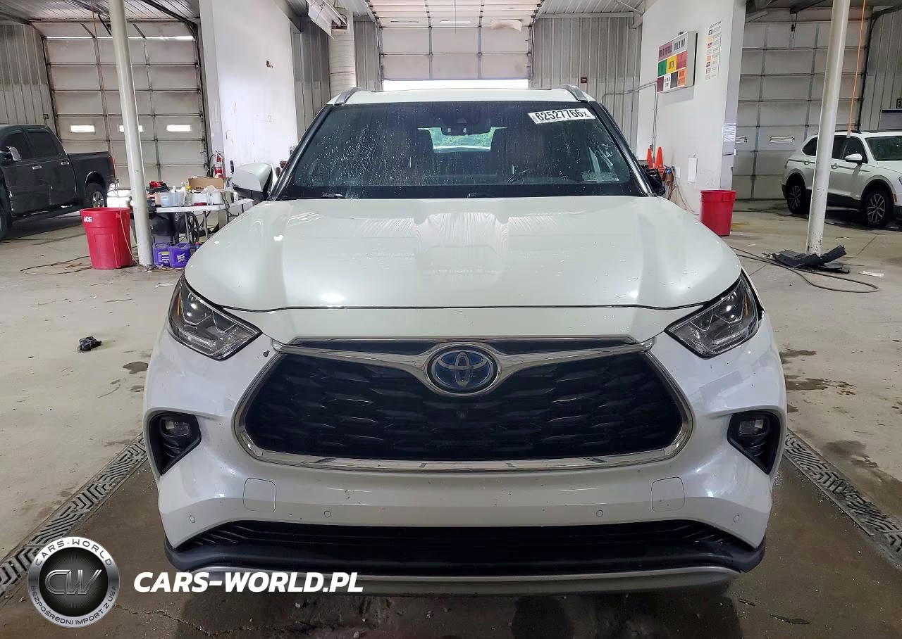 2021 Toyota Highlander Hybrid Platinum VIN:5TDEBRCH2MS051802 - 5