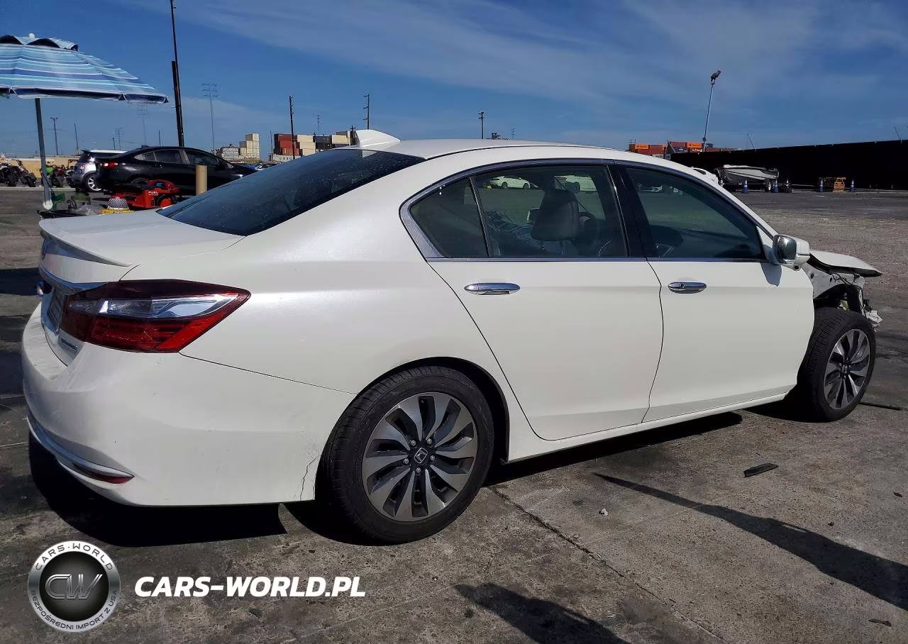 2017 Honda Accord Hybrid Exl VIN:JHMCR6F50HC016958 - 3