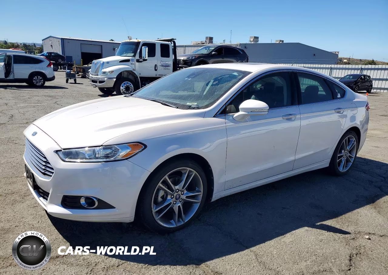 2013 Ford Fusion Titanium – zdjęcie 1 z 12
