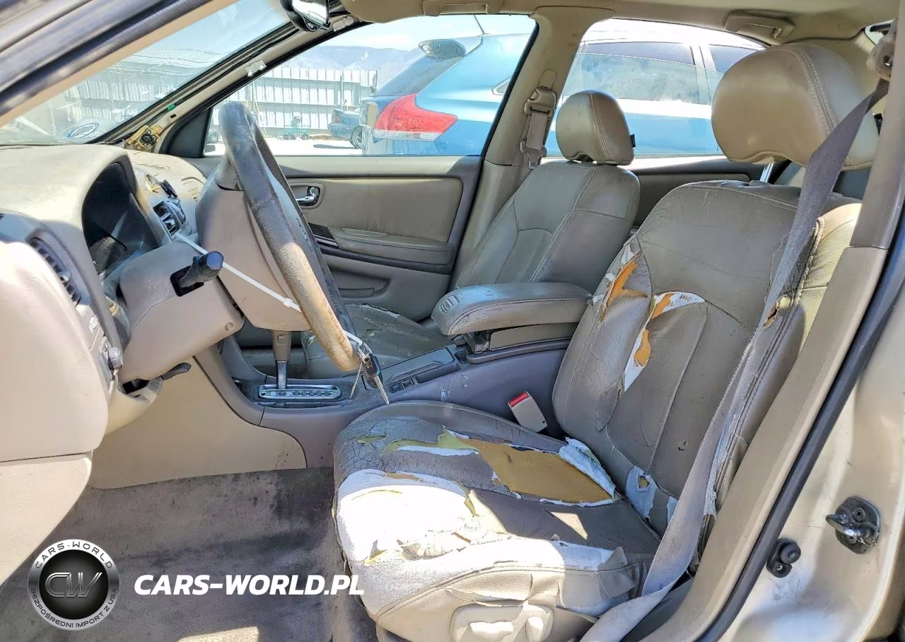 2001 Infiniti I30 Base VIN:JNKCA31A61T030430 - 7