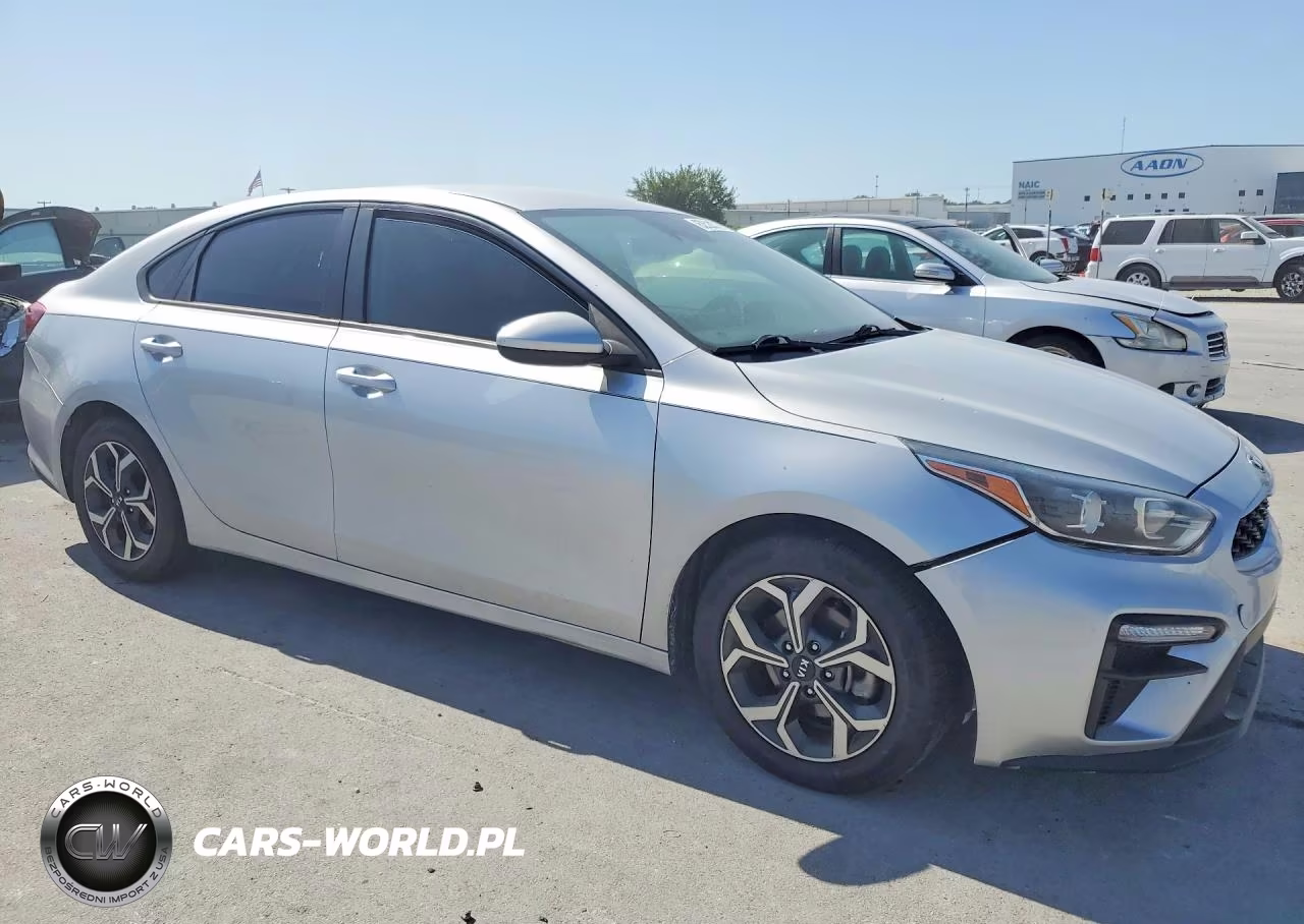 2020 Kia Forte Lxs VIN:3KPF24AD0LE246569 - 4