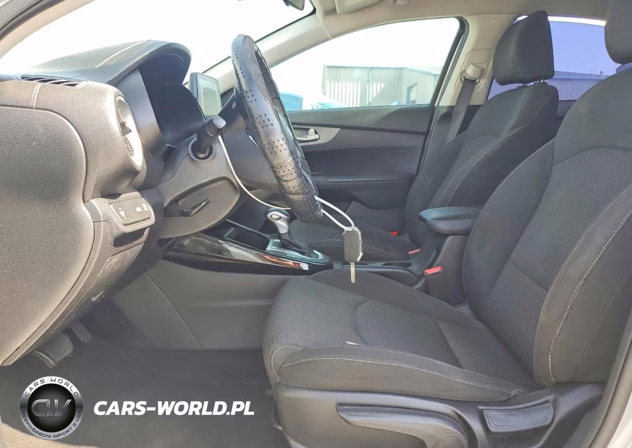 2020 Kia Forte Lxs VIN:3KPF24AD0LE246569 - 7