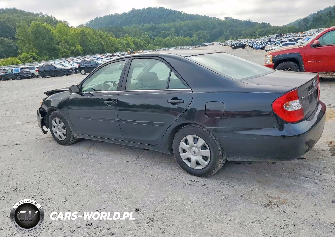 2002 Toyota Camry Le VIN:4T1BE32K22U633360 - 2