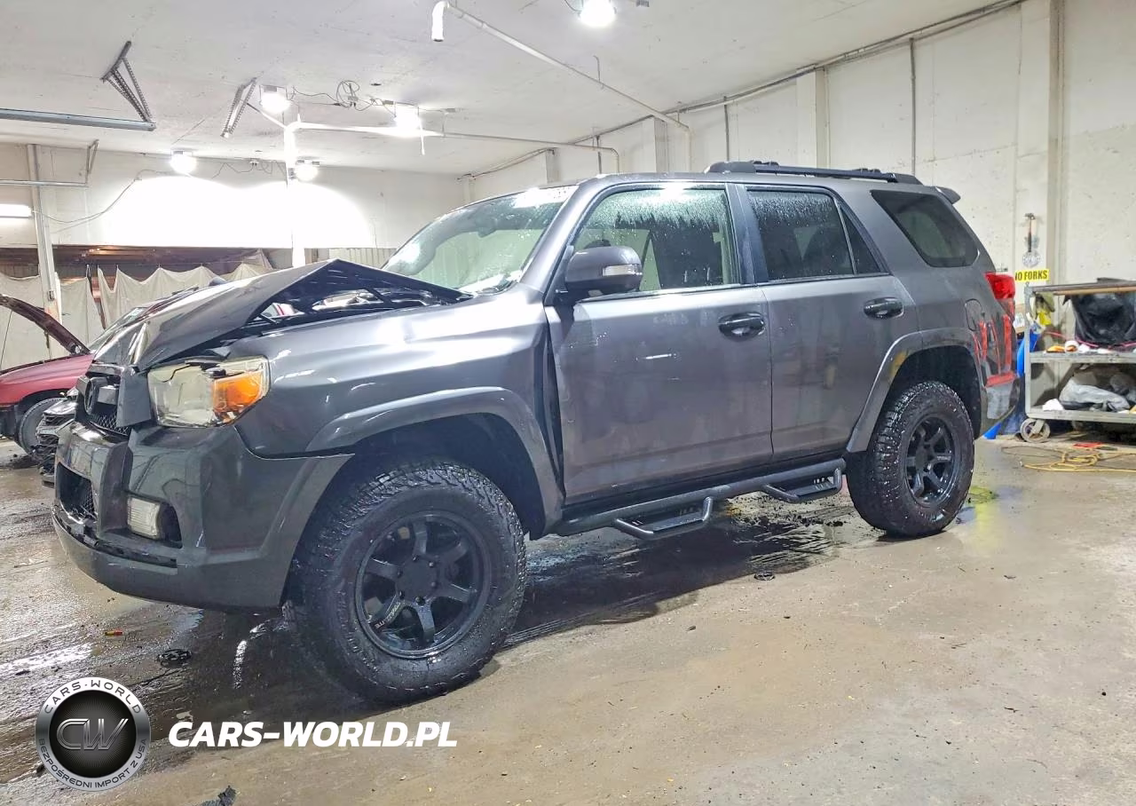 2013 Toyota 4Runner Sr5 – zdjęcie 1 z 13