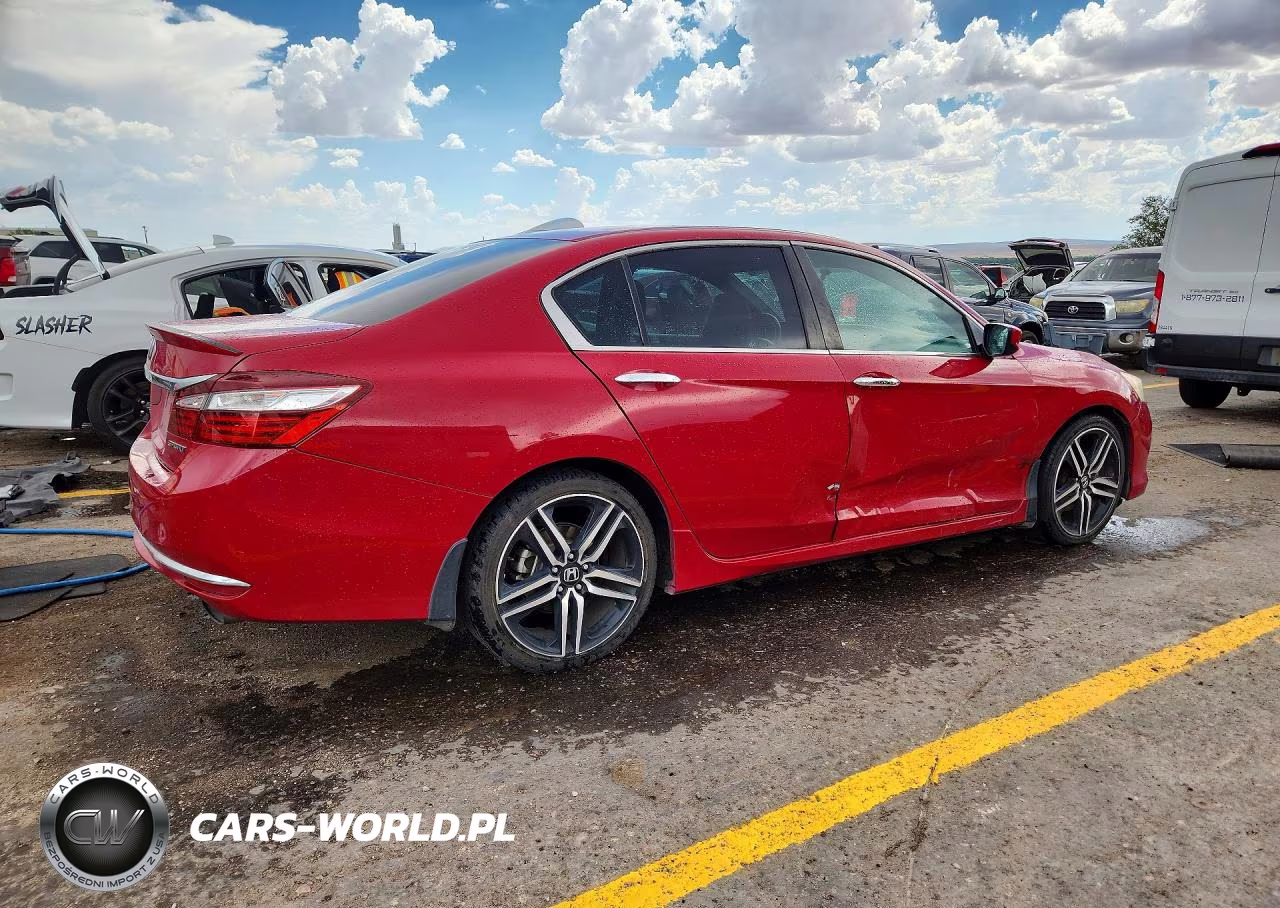 2017 Honda Accord Sport VIN:1HGCR2F59HA163156 - 3