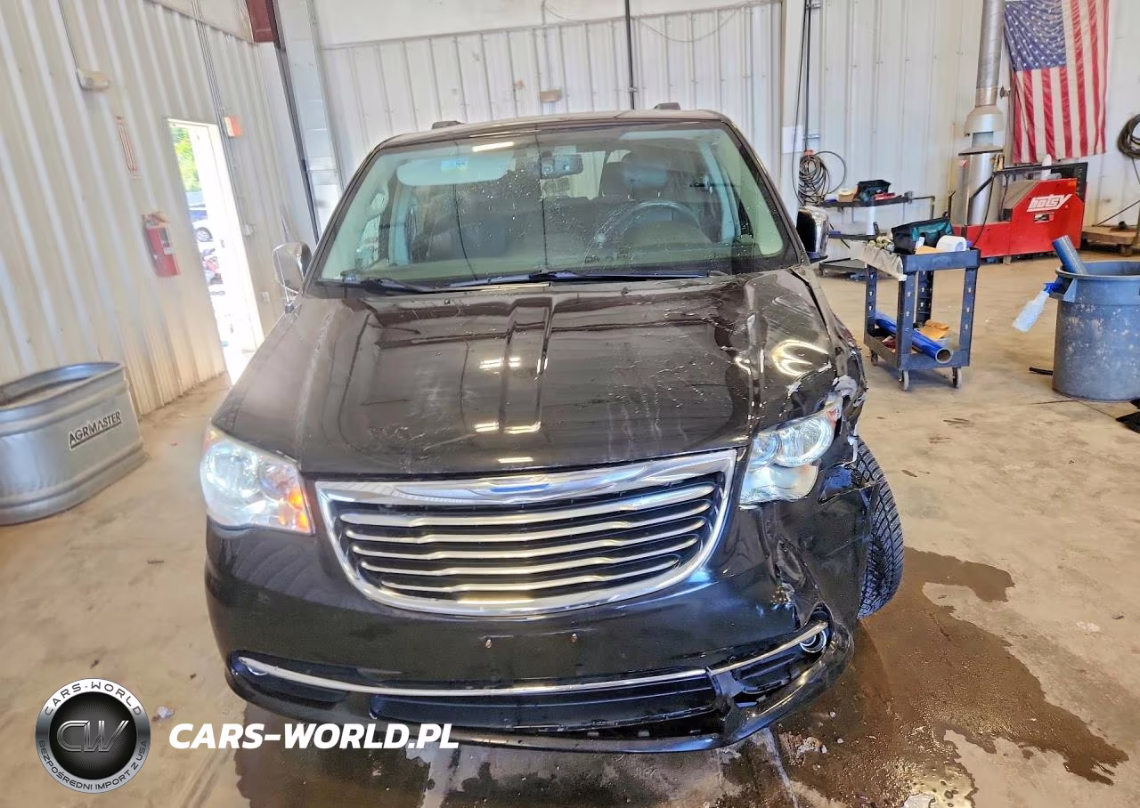2014 Chrysler Town & Country Touring L VIN:2C4RC1CG9ER373242 - 5