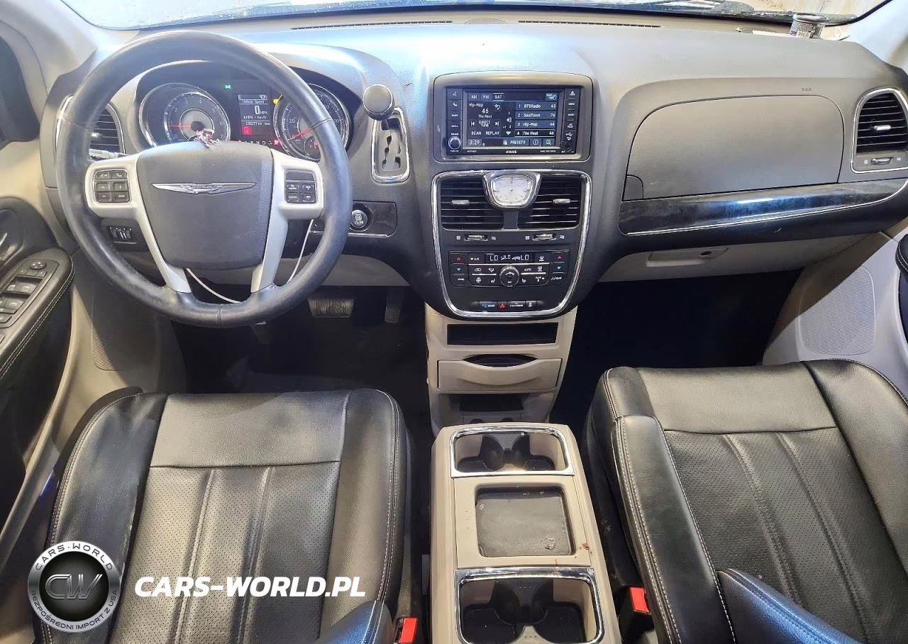 2014 Chrysler Town & Country Touring L VIN:2C4RC1CG9ER373242 - 8