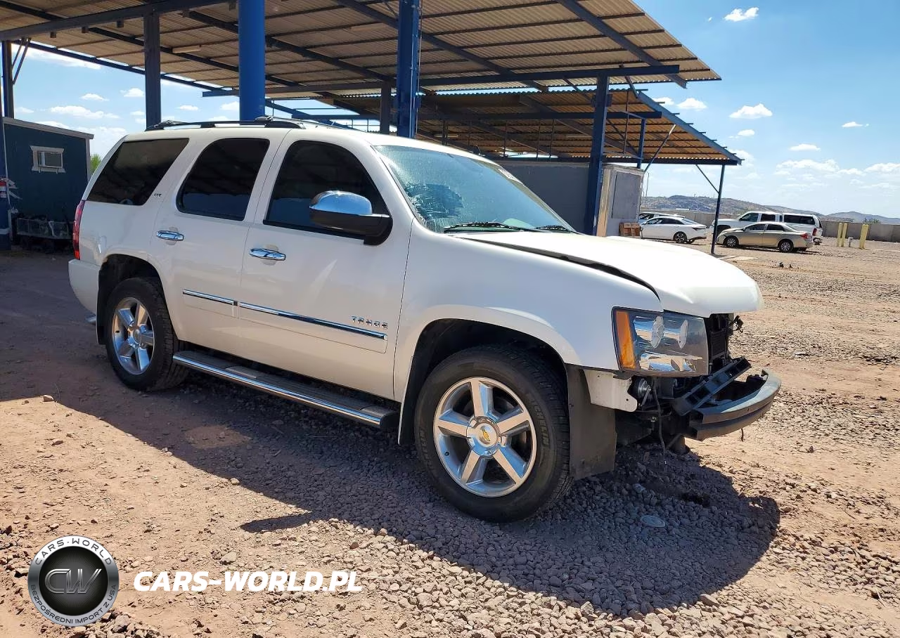 2013 Chevrolet Tahoe C1500 Ltz VIN:1GNSCCE04DR132407 - 4