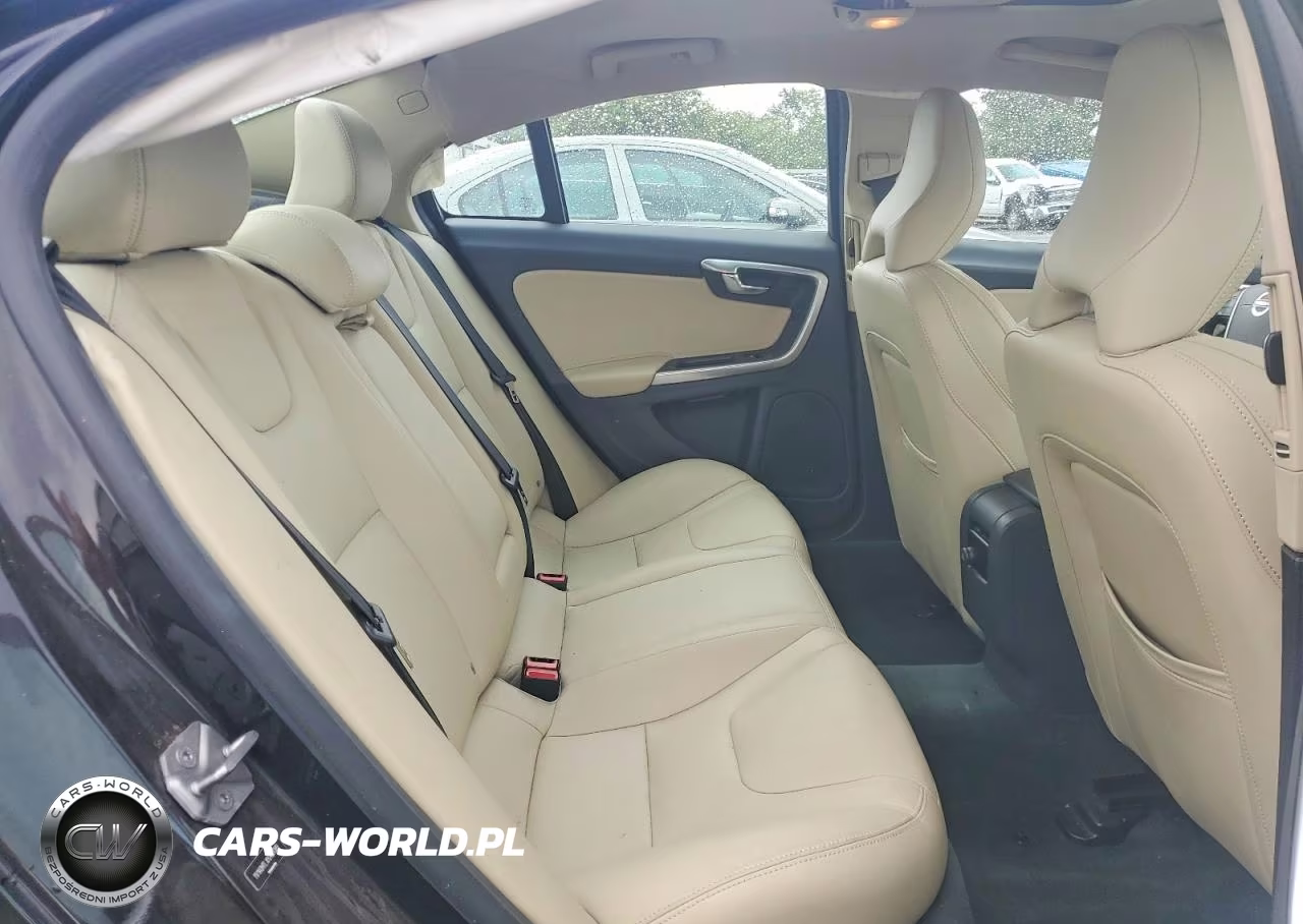 2017 Volvo S60 Dynamic VIN:YV140MTLXH2437089 - 10