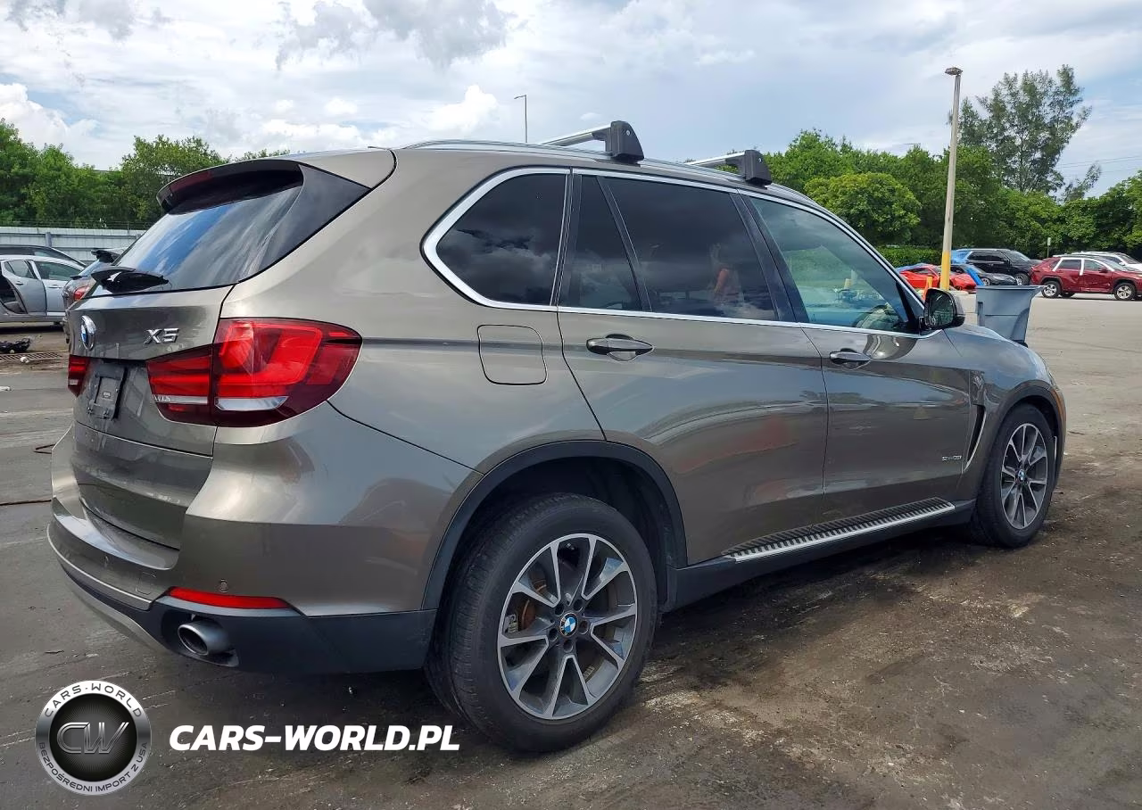 2017 BMW X5 Sdrive35I VIN:5UXKR2C50H0U19039 - 3