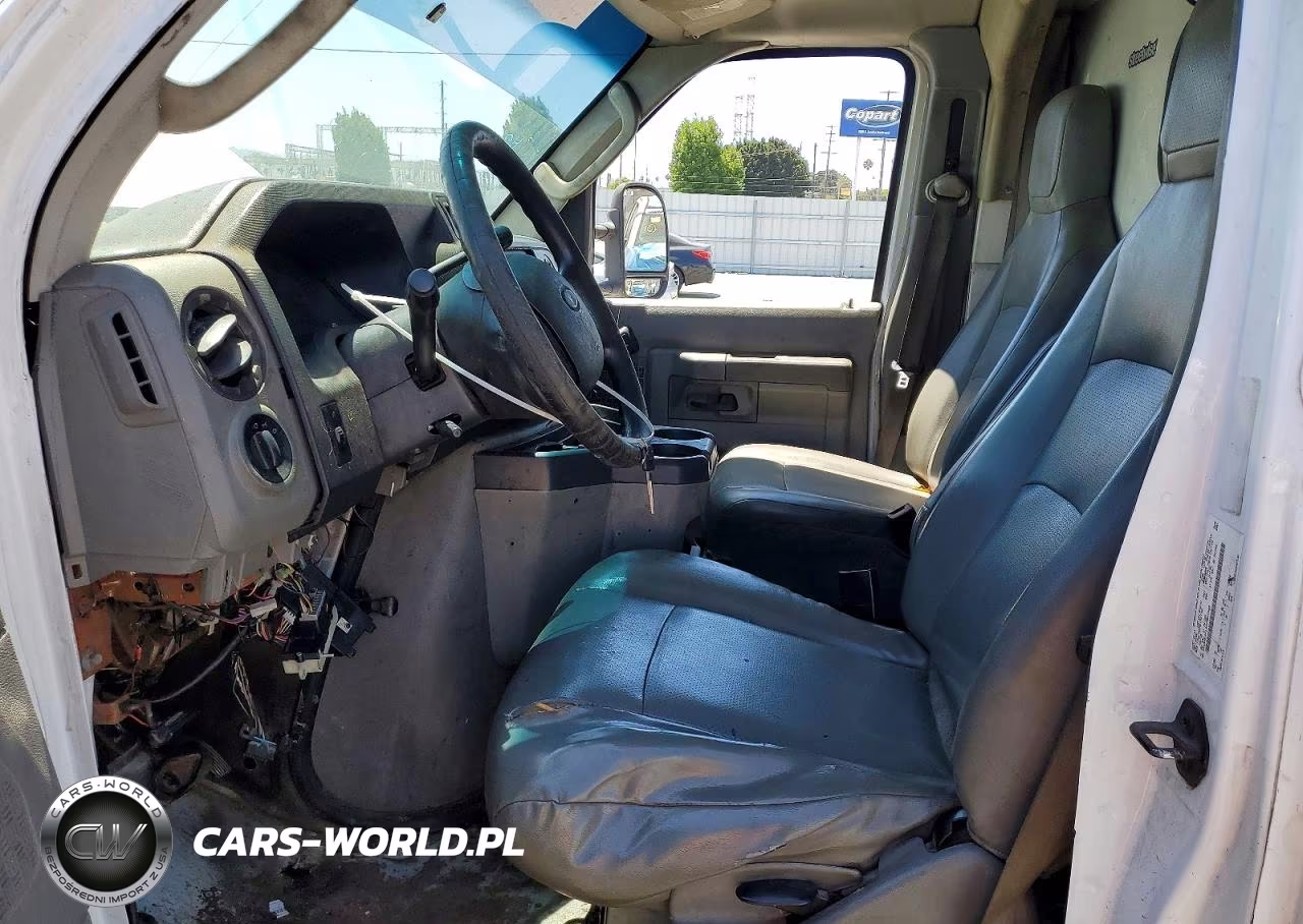 2013 Ford Econoline E350 Super Duty Cutaway Van VIN:1FDWE3FL8DDB27068 - 7