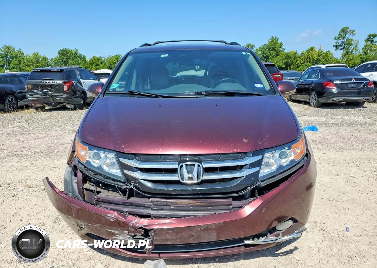 2015 Honda Odyssey Touring VIN:5FNRL5H94FB033365 - 5