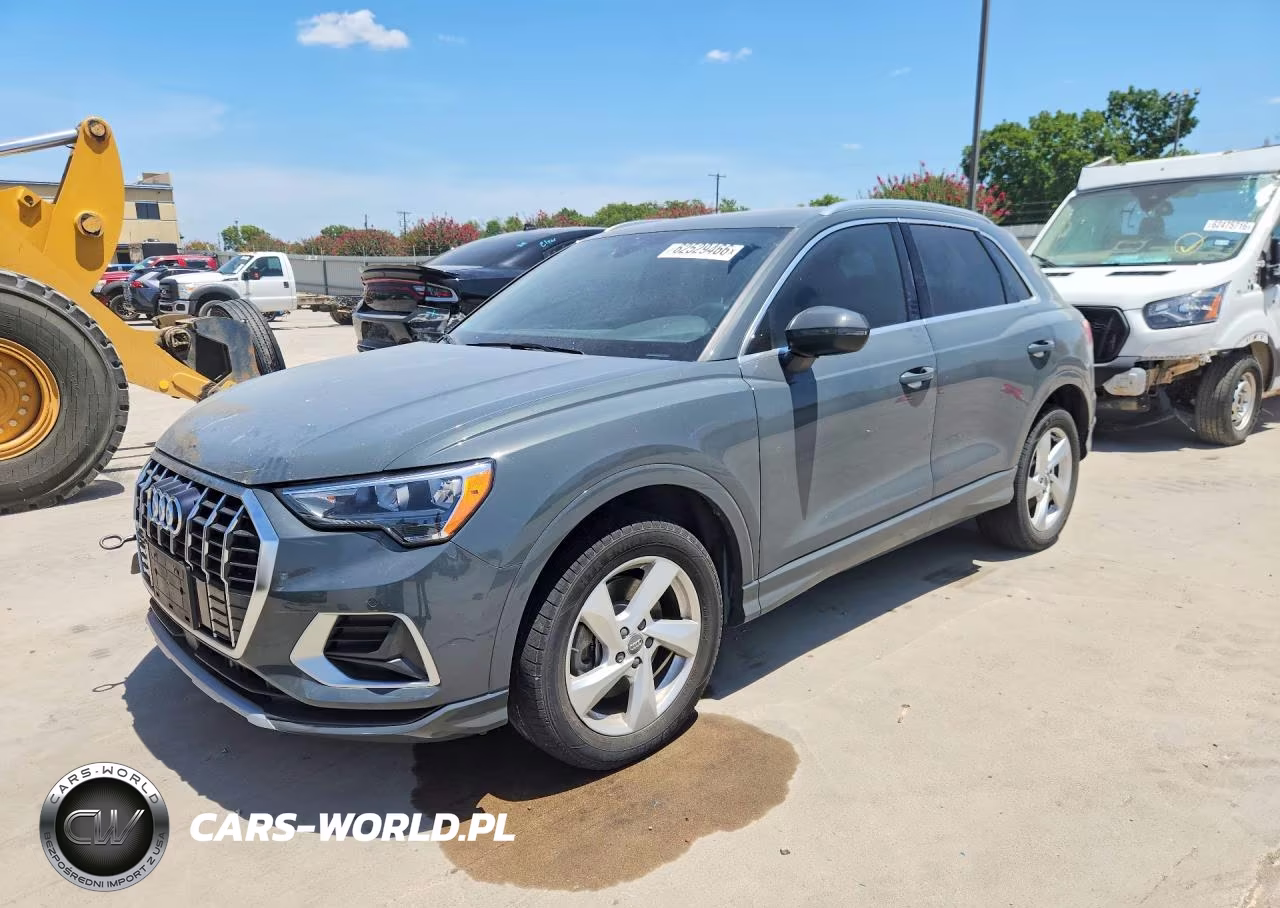2020 Audi Q3 Premium