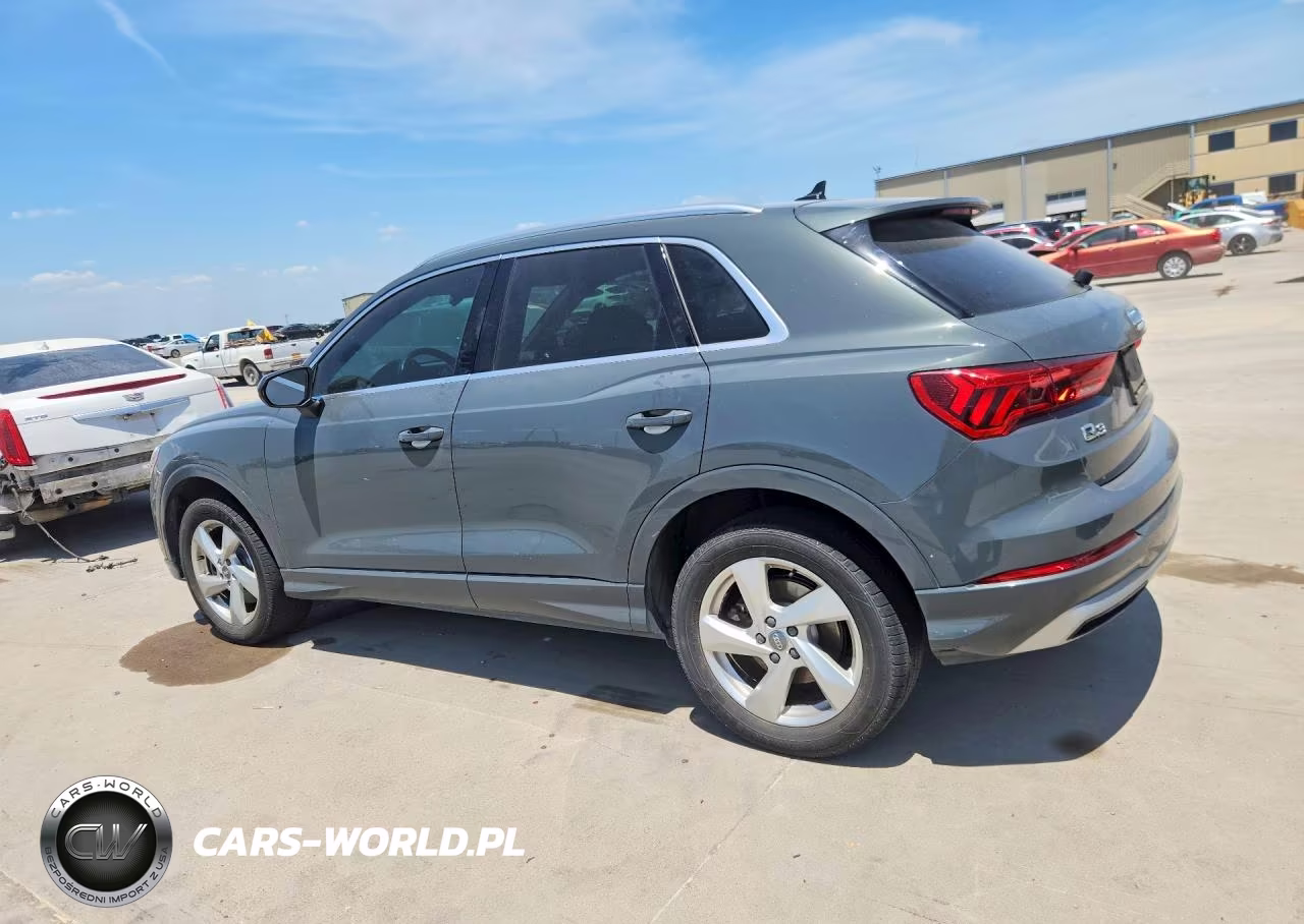 2020 Audi Q3 Premium VIN:WA1AECF36L1044179 - 2