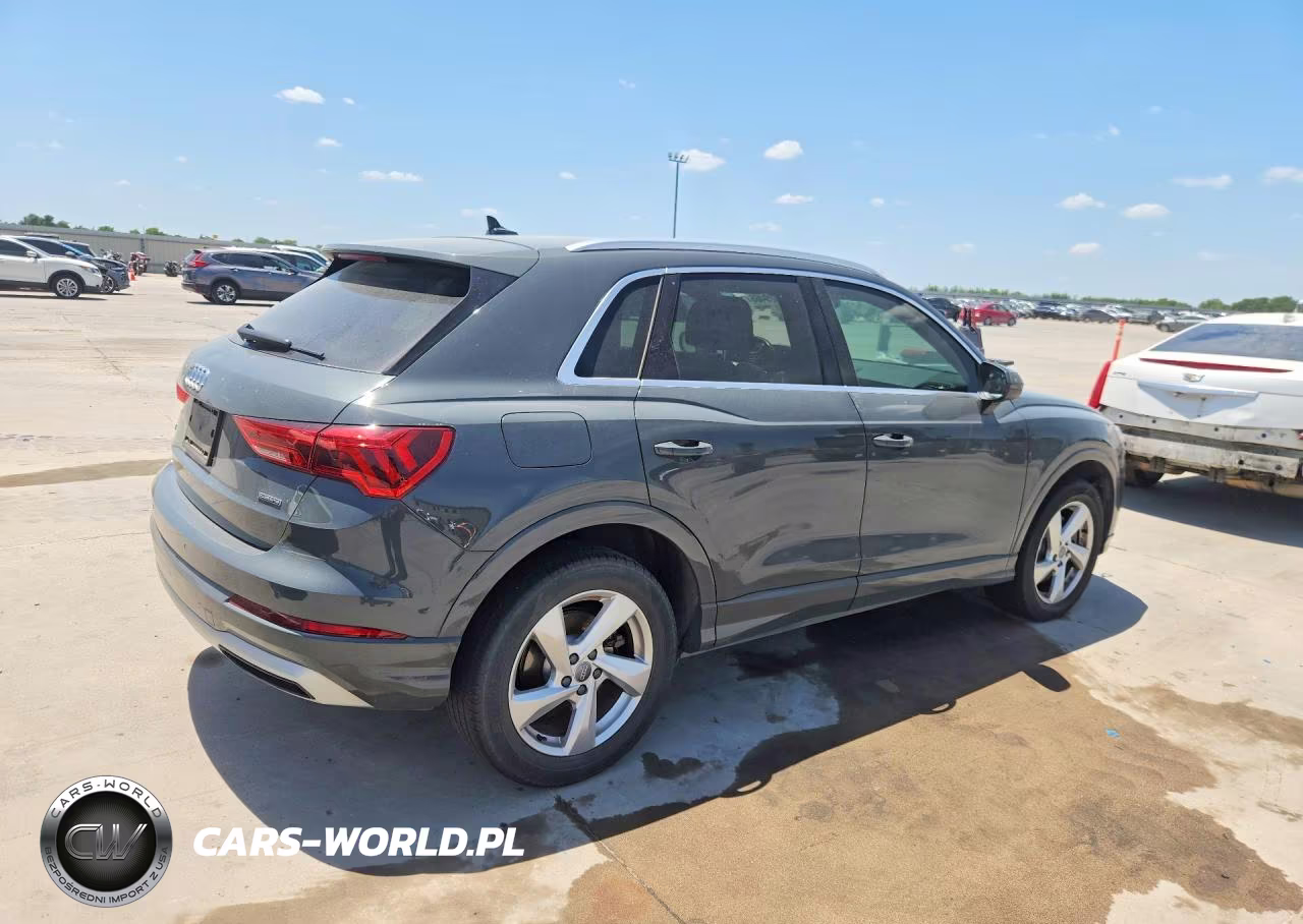 2020 Audi Q3 Premium VIN:WA1AECF36L1044179 - 3