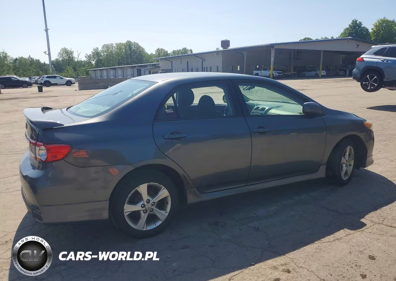 2011 Toyota Corolla S VIN:2T1BU4EE1BC630837 - 3