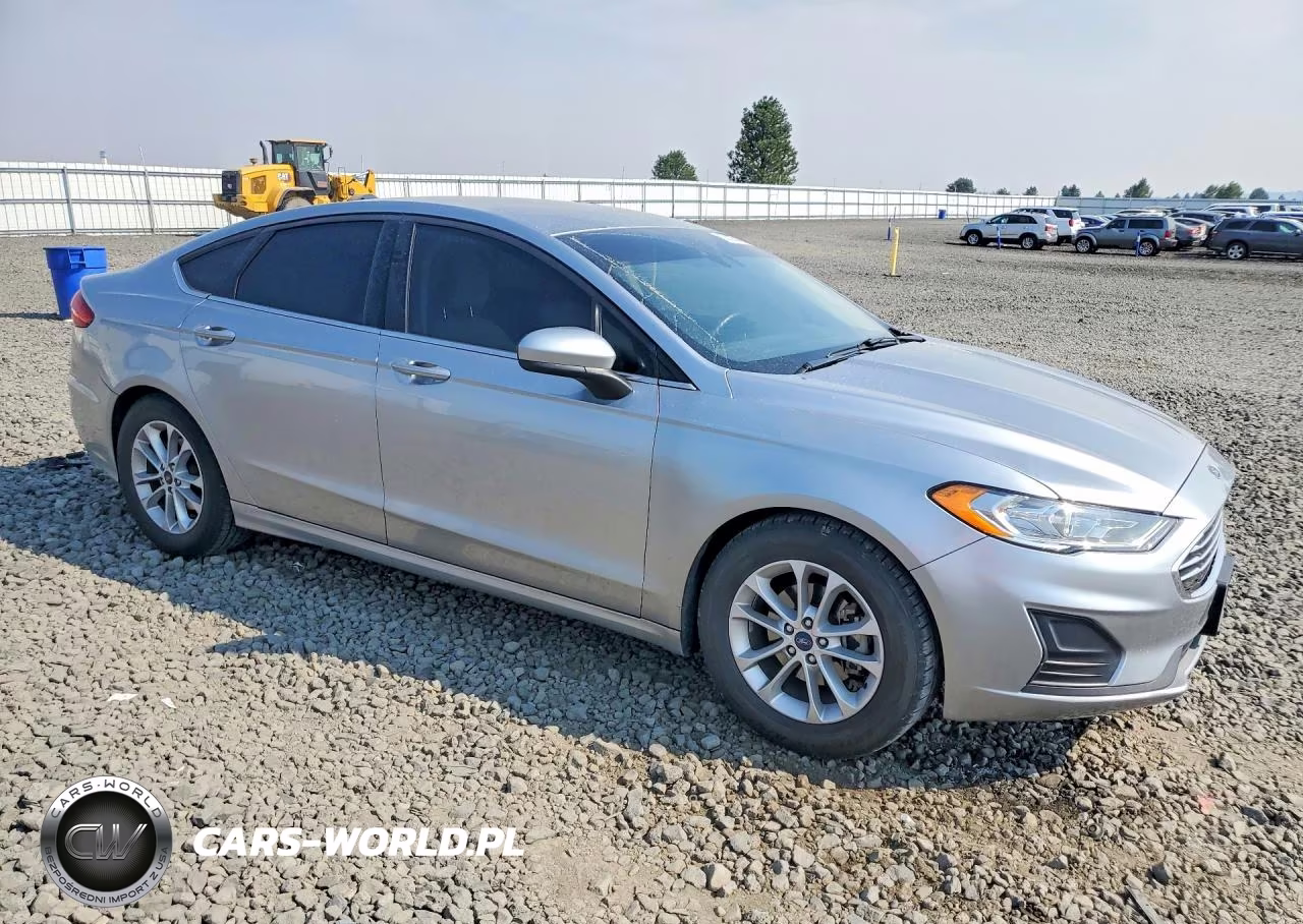 2020 Ford Fusion Se VIN:3FA6P0HD8LR178116 - 4