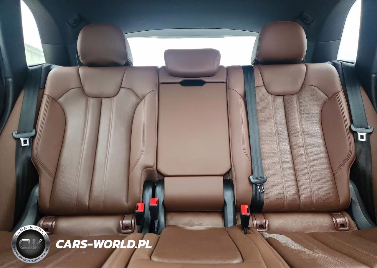 2018 Audi Q5 Prestige VIN:WA1CNAFY5J2200115 - 10