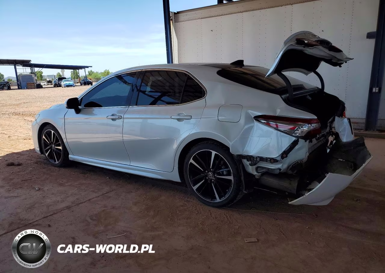 2018 Toyota Camry Xse VIN:4T1B61HKXJU669837 - 2