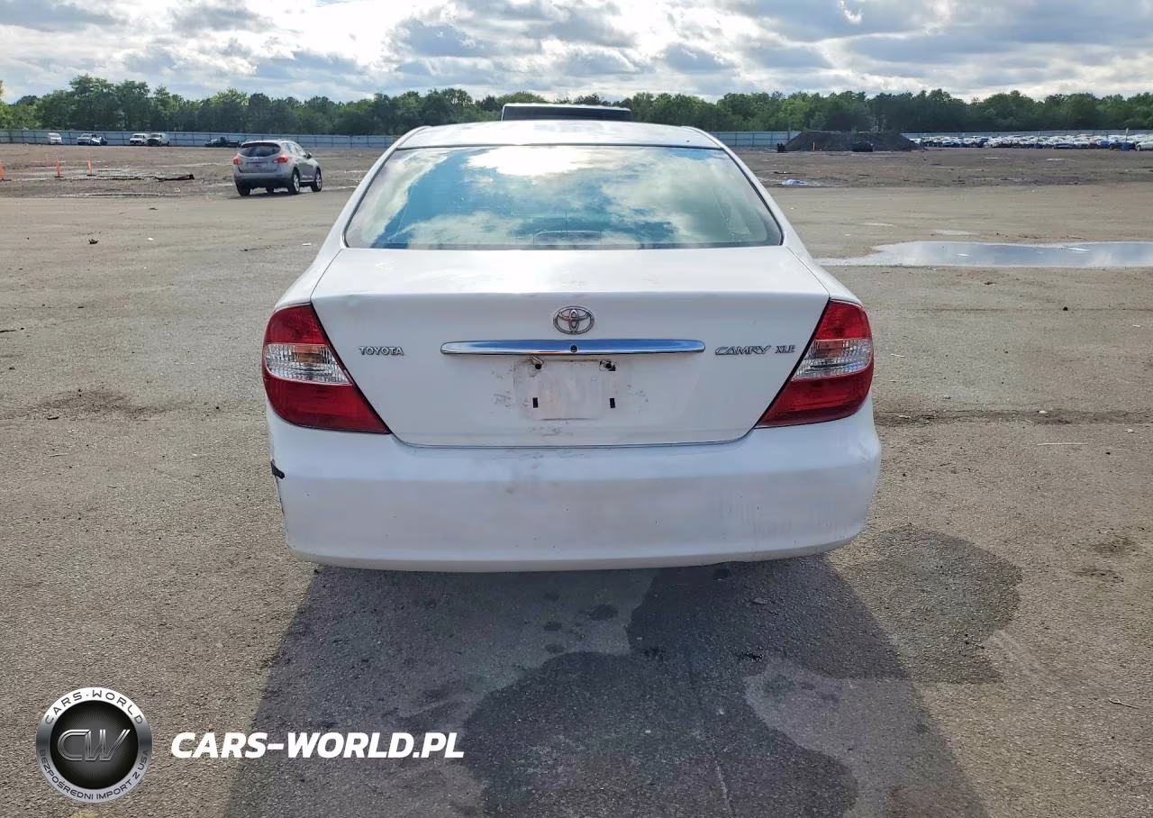 2003 Toyota Camry Xle VIN:4T1BE30K73U242127 - 6