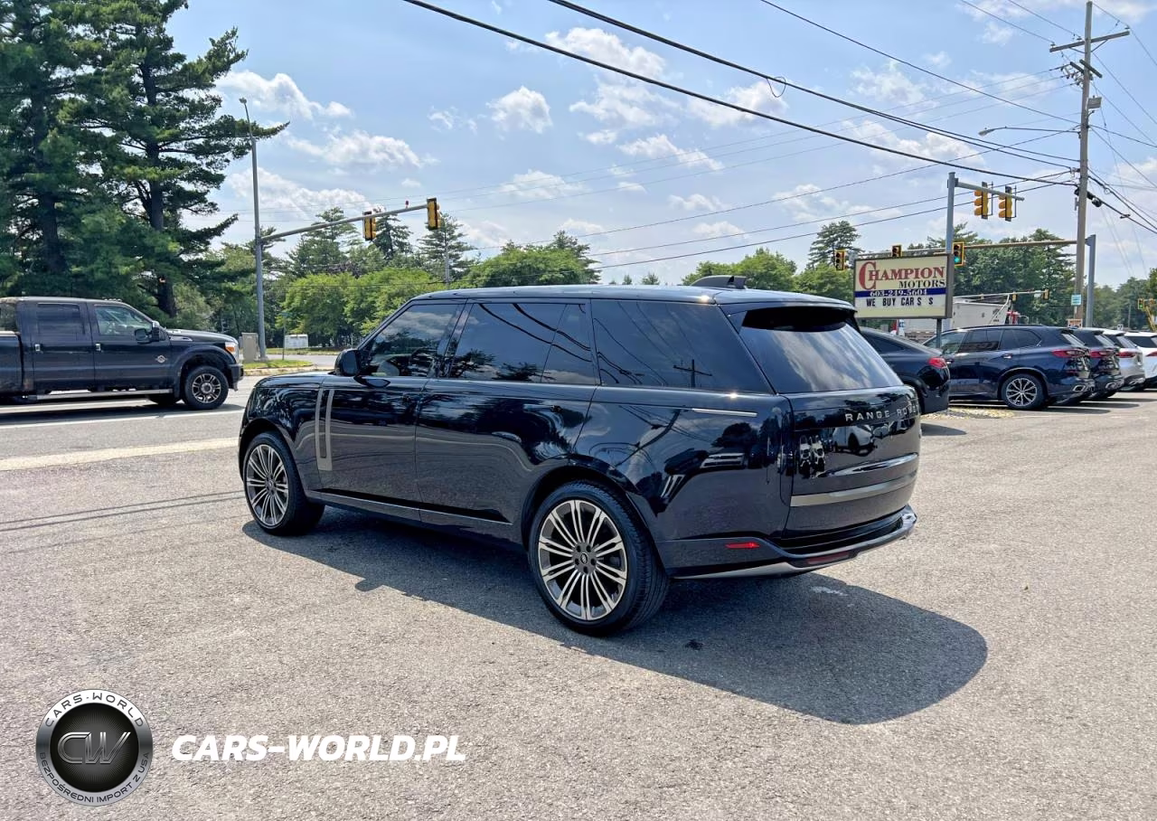 2023 Land Rover Range Rover Se VIN:SALKPBE79PA024610 - 3