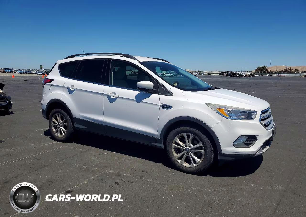 2018 Ford Escape Se VIN:1FMCU0GD6JUD07995 - 4