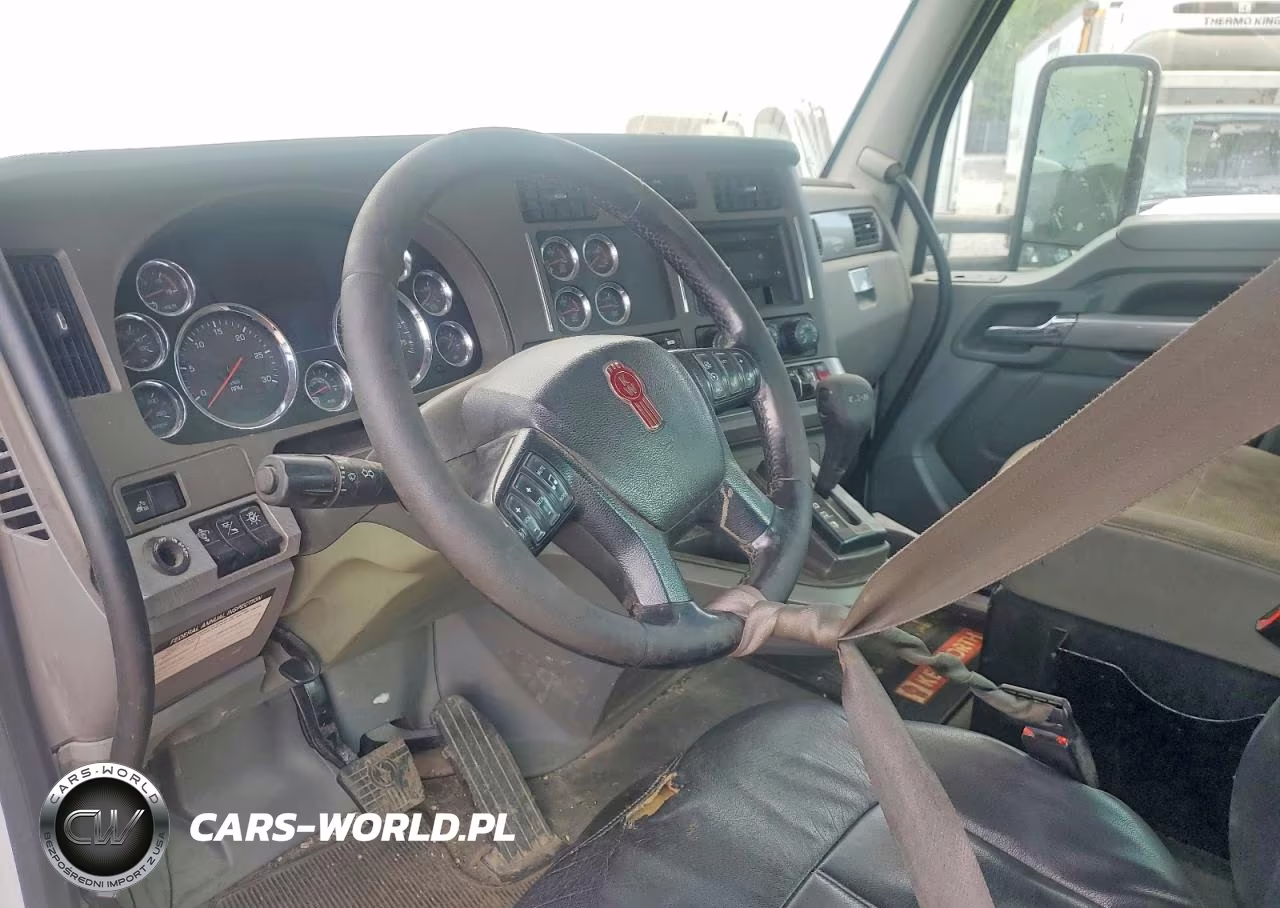 2016 Kenworth T680 VIN:1XKYDP9X8GJ498344 - 8