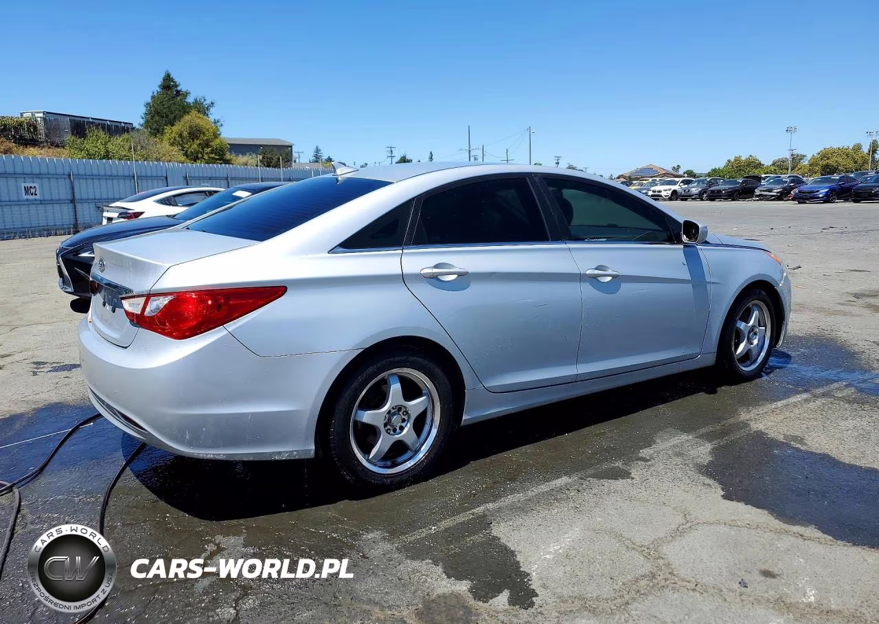 2011 Hyundai Sonata Gls VIN:5NPEB4AC9BH015876 - 3