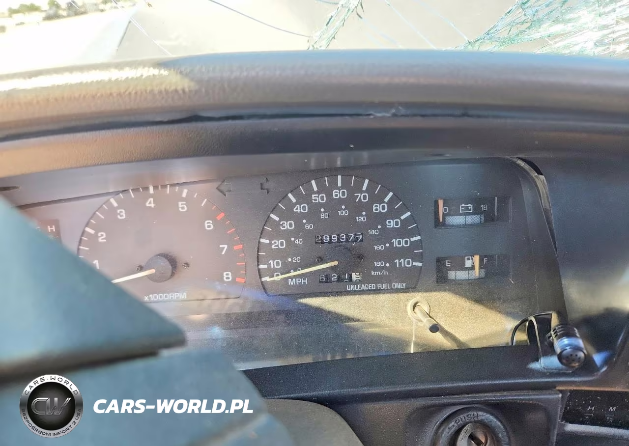 1993 Toyota Pickup Deluxe VIN:JT4RN13P7P6057472 - 9