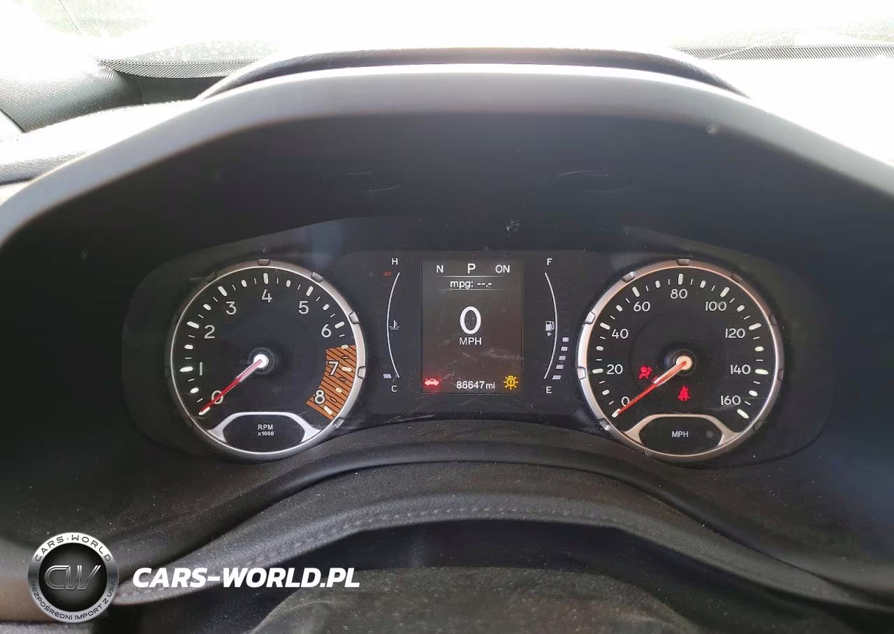 2019 Jeep Renegade Latitude VIN:ZACNJBBB2KPK28220 - 9