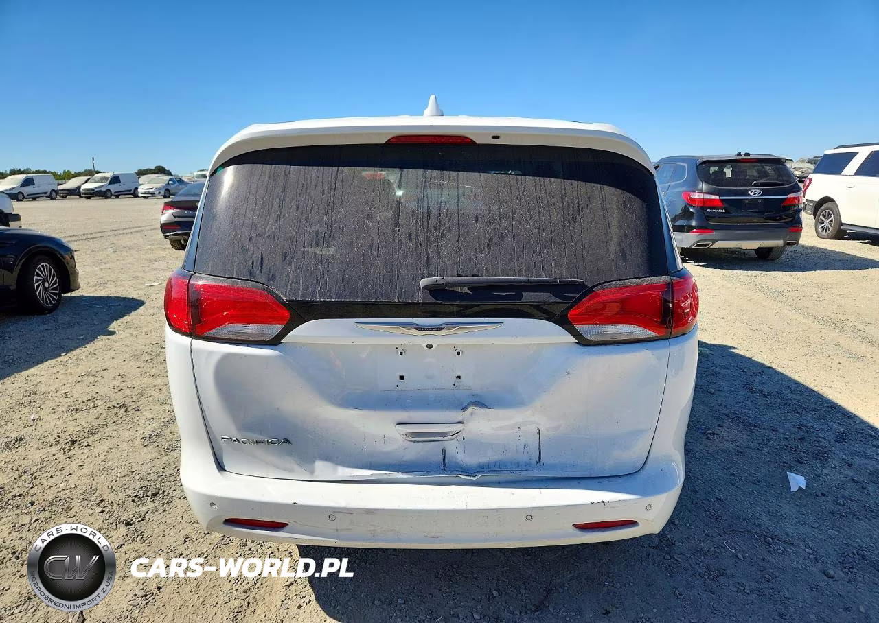 2017 Chrysler Pacifica Lx VIN:2C4RC1CG3HR531580 - 6